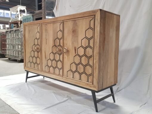 Large Handcrafted Carved Oriental Style Indian Furniture Buffet Hutch Natural Old Wooded Carved Old Door Sideboard 150x40x100cm