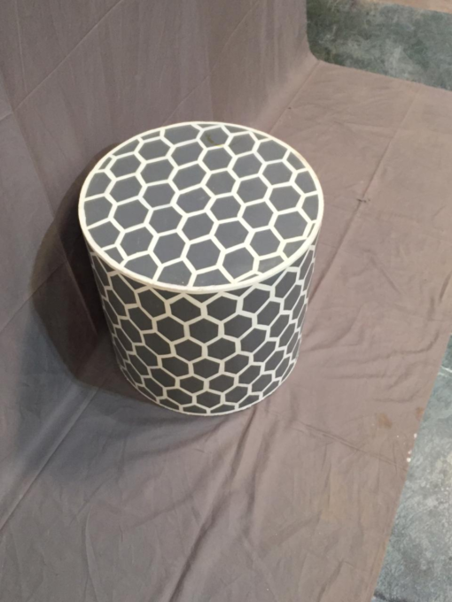 Handcrafted carved round drum vintage antique indian furniture wooden side table coffee honeycomb pattern 45x45x45cm - Image 5