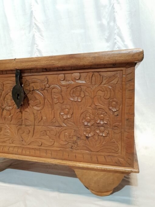 Handcrafted carved handmade indian furniture rough mango wood blanket box 90x45x45cm - Image 5