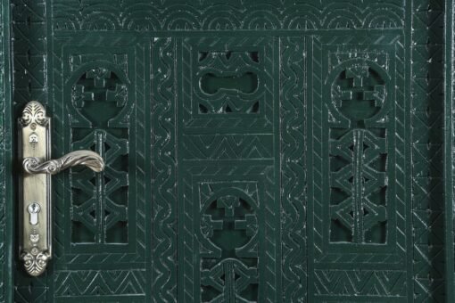 Handmade carved indian style solid hard wood moroccan custom single panel door dark green 86x220cm - Image 5