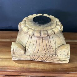 Pyramid Style Candle Stand Bleach 27x27x16cm