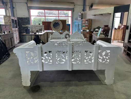 Hand Carved Balinese White wash Daybed 200x100x50 - Image 3