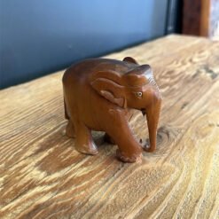 Carved elephant 5x10x9cm