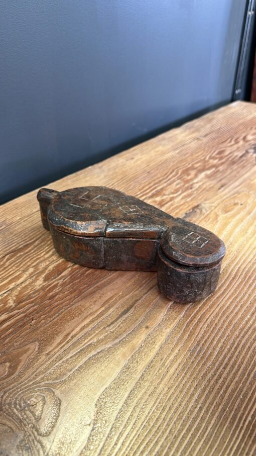 Small antique box 10x23x5cm - Image 2