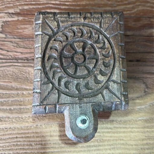 Wooden Box Antique 10x14x8cm