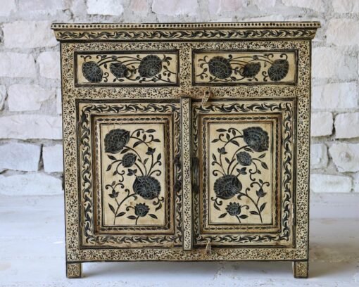 WOODEN 2 DOOR AND 2 DRAWER SIDEBOARD 90x40x90cm - Image 2